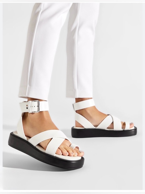 Shoes - New! BOSS Gladiator Platform Sandals Strappy Leather Sandals White Black